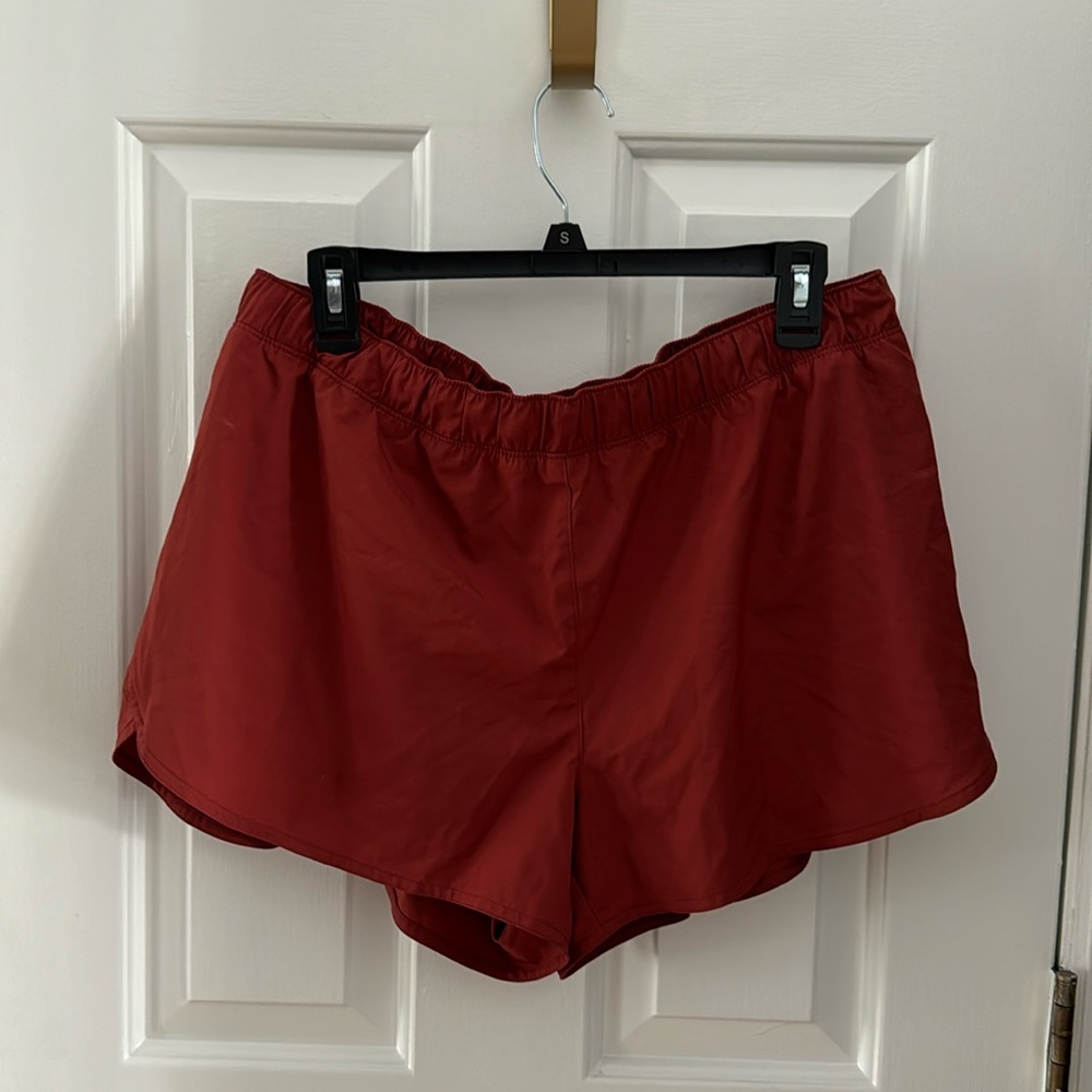 Old Navy athletic shorts - size L
